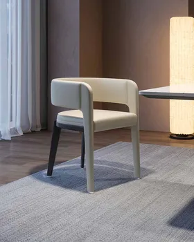 Лесен луксозна маса за хранене, стол Дизайнерски лесен луксозен модерен минималистичен единична стол от телешка кожа с облегалката за глава, италиански книгата стол