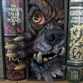 Заглядывание на лавица Лицето на Франкенщайн Поставка за книги от смола Скулптура библиотеката на ужасите за декор на рафтове